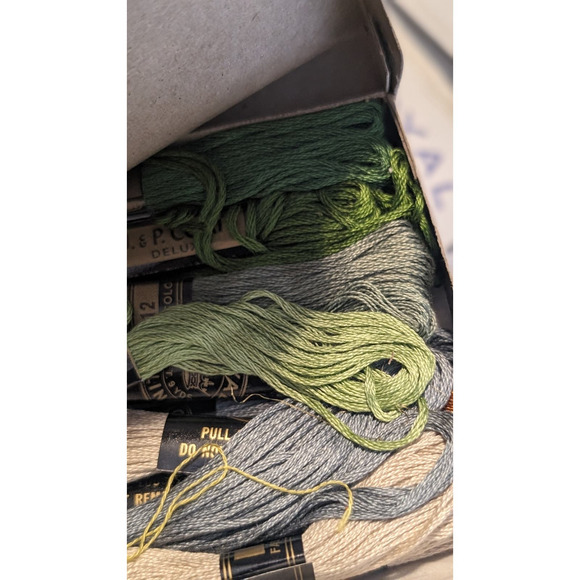 ROYAL MOULINE Mercerized Cotton Coats & Clark & Some DMC Embroidery Floss Lot - Picture 10 of 16